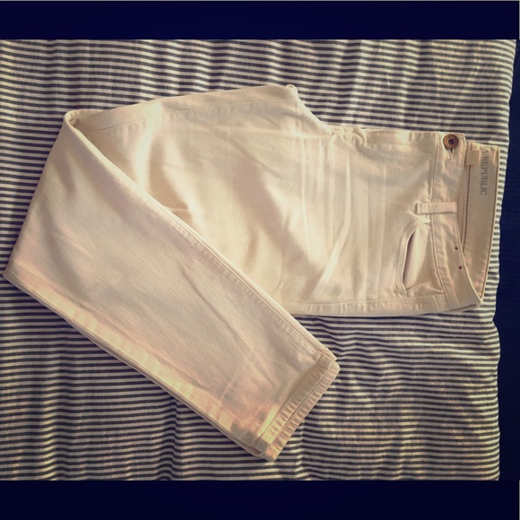 Banana Republic off-white denim slim jeans - Picture 1 of 2